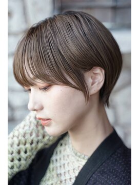 カライングドゥ(ing deux) 大人可愛い20代30代40代黒髪前下がりショートボブ丸みショート◎