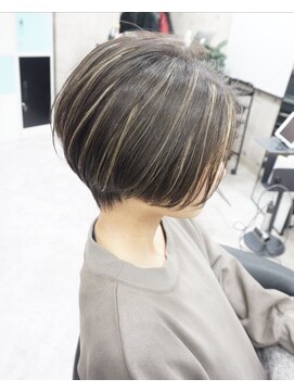 ヘアテリア リュウ 大塚(hair teria ryu) ハイライト/ミルクティベージュ/ショートボブ