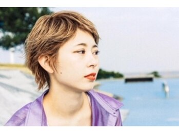 ヘアープランナー ハウサ(Hair planner hausa.)の写真/透明感のあるカラーで、あなただけのスタイルをご提案◎ダメージレスで艶やかな発色を実現します。