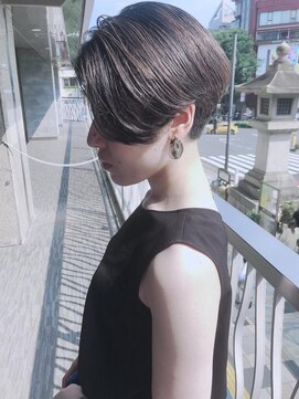 モリオフロムロンドン 原宿本店(morio from London) 【morio 原宿】クールな前下がりショート☆