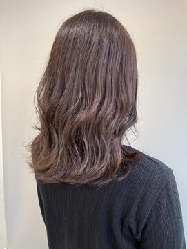 クイントネオリーブ 自由が丘正面口店(quint:neolive) 鎖骨ミディ × chocolat beige