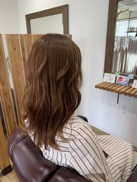 エイトクラージュ(eight courage) 波ウェーブロングレイヤー