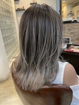 イット(it.) it.Style ハイライト バレイヤージュ シャドールーツ 外国人風