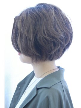 ニスル 上尾店(NISURU) 黒髪/クラゲヘアー/オリーブグレー/小顔/ココアベージュ/上尾