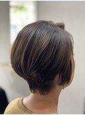 ショートボブ