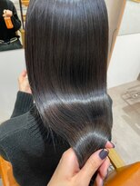 リタ(Lita.) 髪質改善トリートメント 黒髪ロング サラツヤストレート 韓国風