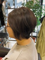 美容室 スピリチュアル ハート(SPIRITUAL HEART)&nbsp;ホームカラーのダメージ部を輪郭が綺麗に見えるようにカット