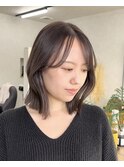 切りっぱなしボブ、艶カラー