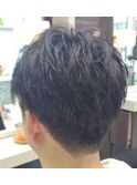フェザーショートすっきり爽やかスタイル ビジネス カジュアル