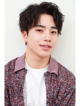 ルシードスタイルソレイユ(LUCIDO STYLE SOLEIL) 韓国ヘアカルマパーマコンマバングセンターパート波巻きツイスパ