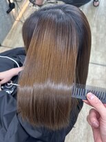 ロンドシエル 横浜(Lond ciel)&nbsp;ミニウルフチェリーブラウンブリーチなしショートボブ前髪/