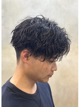 ドルクス 上野店(Dorcus) ツイストスパイラル/フェザーバング/シャドウパーマ