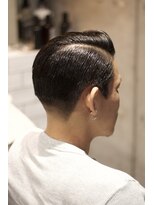 キングスマントーキョー 三鷹店(KINGSMAN TOKYO)&nbsp;アップバング / ツーブロック / スキンフェード[三鷹/バーバー]