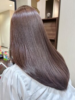 パレット(PALETTE)の写真/髪の「芯・内部・表面」にしっかりアプローチし、うるおいと艶を与えるトリートメントをご用意しています＊