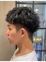 アミ 高崎(amie) ツイストスパイラルパーマショートレイヤーマッシュツーブロック