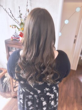 クルールえみ(couleur) 巻き髪