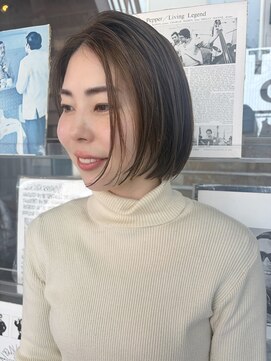 チックタック トアウエスト(TICK-TOCK Torwest) 切りっぱなしボブ×透明感ベージュカラー【YUKA】