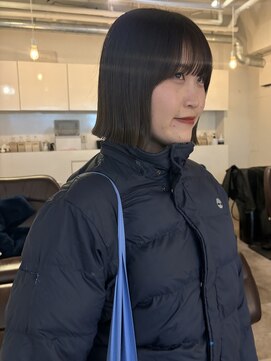 ライン(LINE) 切りっぱなしボブ/ニュアンスカラー