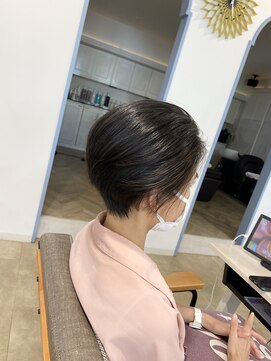 アンジュベイナハ (Ange Bay NAHA) 手触り柔らかい縮毛矯正