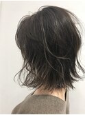 外ハネボブ　細めハイライト　カーキグレイ