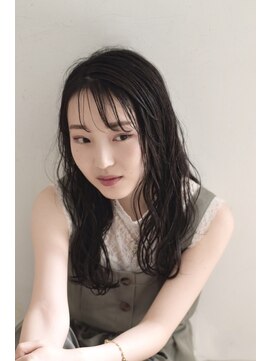 ソラ ヘアデザイン(Sora hair design) シースルーバングの艶髪ロング