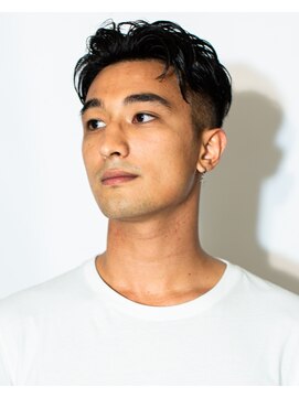 ウェルネス(Wellness) セクシーナチュラルツーブロックかき上げ