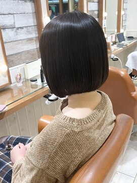 ネオリーブ クタ 町田店(Neolive kuta) 【Ｎｅｏｌｉｖｅｋｕｔａ町田店】切りっぱなしボブ