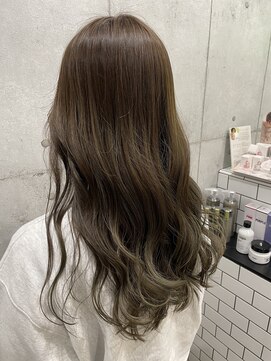 ネウィ 池袋(newi) ベージュ