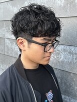 ヒュイル バイ ニアウ(Hwyl by Niau)&nbsp;メンズマッシュツーブロックスパイラルパーマスペインカール眉毛