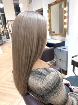 コワファースト  させぼ五番街店(COIFF1RST)&nbsp;ホワイトベージュ☆