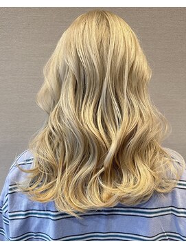 ヘアーサロン TLP イエローミルクティー