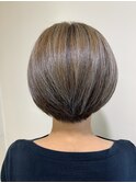 ハイライトカラー,グレージュ,ショートボブ,白髪ぼかし【草加】
