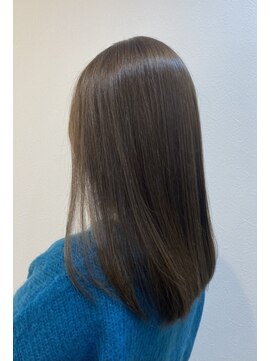 ジルチ ヘアー(Zilch hair) 学割U24/紙質改善/レイヤーカット/20代30代/【北堀江】