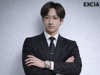 エクシア 西梅田店(EXCIA)の写真/365日、隙のない清潔感を。忙しい朝も『秒』でキマる、デキる男のスマートビジネスヘア。