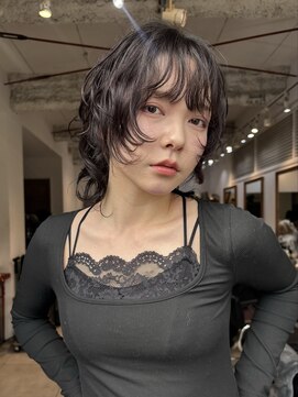 ナループロアツム(Nalu pu loa Tsum) ウルフパーマ/ショートウルフ/マレットヘア