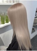 ミルクティーベージュブロンドブリーチカラーレイヤーカット