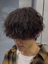 オーバル ジングウマエ(OVARL jingumae)&nbsp;波巻きシャドウパーマラウンドマッシュ