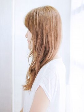 ヘアメイク ナル(hair make nalu) ウェットな質感のあるミックスカールスタイル