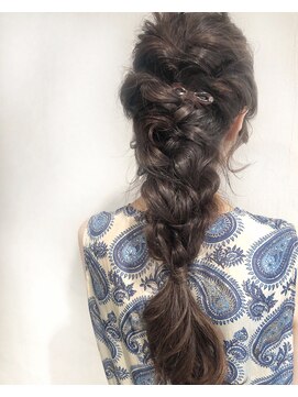 ガーデントウキョウ(GARDEN Tokyo) 【GARDEN 田中麻由】パーティーヘア☆オトナ編みおろし