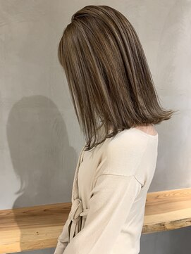 ニキータ(Nikiita) 【Nikiita女子】ミルクティーベージュ　　B81649