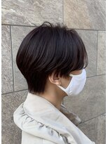 ユニコ(UNiCO)&nbsp;秋色感じさせるハンサムショート