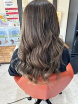 ヘアスタジオブービー&nbsp;ハイライト×パーマスタイル
