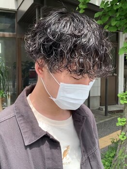 オアズヘアービィグラッド(ORe'S HAIR BE GLaD)の写真/<新潟>再現性が高く、扱いやすいスタイルに【メンズカット+おしゃれパーマ¥8000】♪Barberスタイルも◎