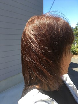 ラズープリット 透明感の明るい白髪染め！ツヤッツヤの大人のベージュは茶系が◎