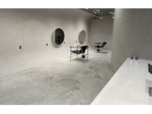 独創的で繊細、かつ洗練された空間でゆっくりお過ごしください