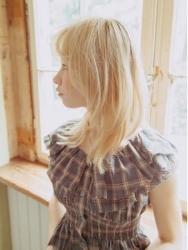 ヘアアンドリラクゼーション シャッセ(Hair&Relaxation SASE) ハイトーンウルフスタイル☆