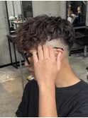 スペインカール ツイストスパイラル眉カットメンズパーマ