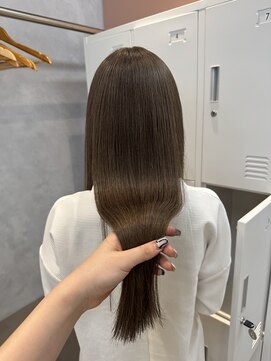 アマーク(a mark) 【松本 華】ブリーチ毛×水素カラー