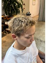 ビハインドザカーテン(BEHIND THE CURTAIN)&nbsp;【セットが簡単】スパイキーショート×ハイトーン