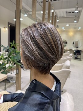 ショートボブ/ハイライト/ベージュ/グレージュ\白髪ぼかし
